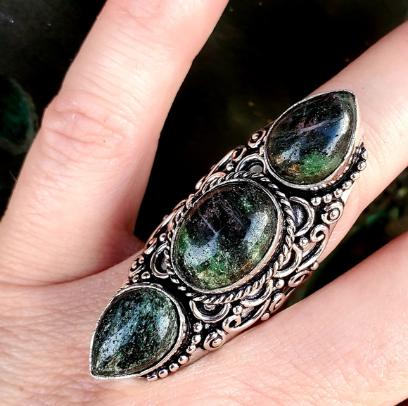 New Ruby in Zoisite 925 Silver Statement Ring. - Picture 5 of 15